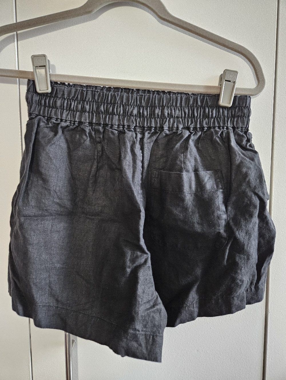 AYR Size S Black Linen-Blend Drawstring Women’s Shorts - Picture 2 of 4